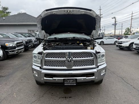 Used 2018 RAM 3500 Laramie AWD/4WD image 27