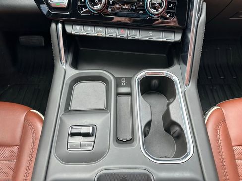 Used 2025 GMC Sierra 3500 Denali Ultimate w/ LPO, GMC Protection Package image 11