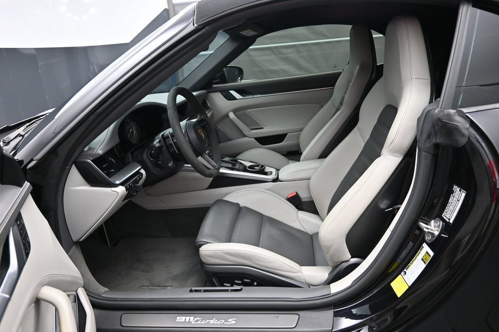 Certified 2022 Porsche 911 Turbo S AWD/4WD image 5