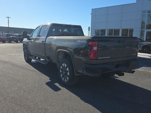 Used 2022 Chevrolet Silverado 2500 Custom w/ Custom Convenience Package image 15