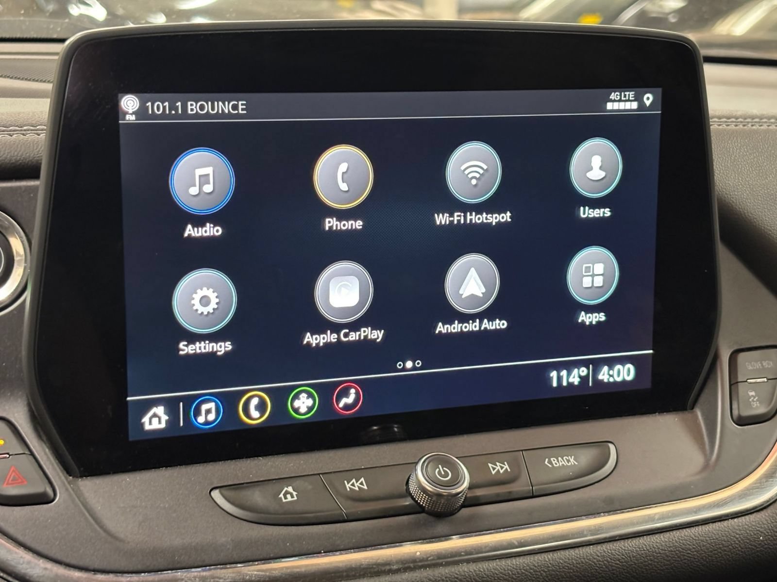Used 2025 Chevrolet Blazer LT FWD image 19