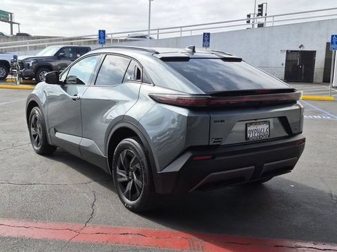 Certified 2026 Toyota C-HR AWD/4WD image 11