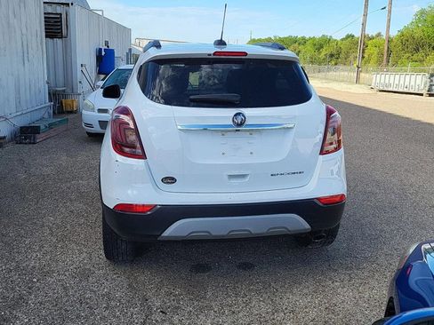 Used 2019 Buick Encore Preferred image 3