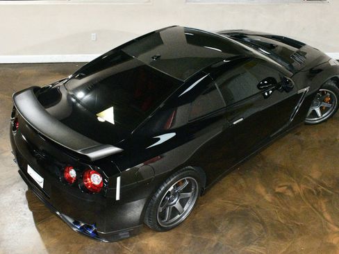 Used 2013 Nissan GT-R Black Edition AWD/4WD image 75