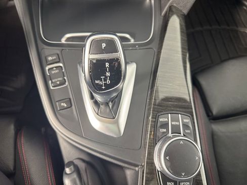 Used 2017 BMW 330i xDrive Sedan AWD/4WD image 19