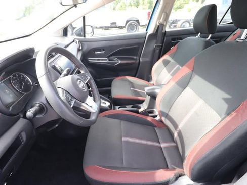 Used 2024 Nissan Versa SR FWD image 2