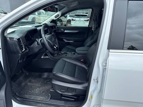 Used 2025 Ford Ranger Lariat w/ Advanced Towing Package AWD/4WD image 16
