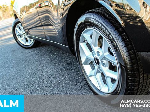 Used 2025 Kia Soul LX w/ LX Technology Package image 15