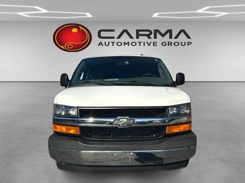 Used 2017 Chevrolet Express 3500 LT w/ LT Preferred Equipment Group image 8