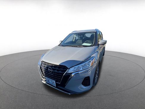 Used 2024 Nissan Kicks SV image 5