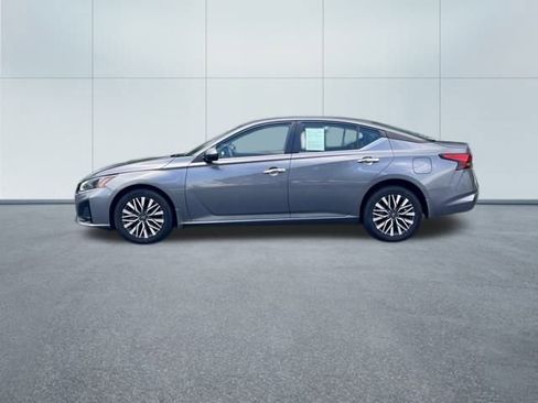 Certified 2023 Nissan Altima 2.5 SV image 9