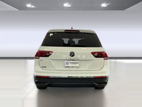 Used 2022 Volkswagen Tiguan SE FWD image 10