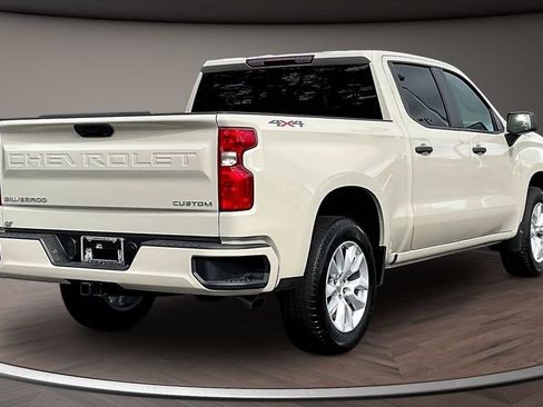 Used 2026 Chevrolet Silverado 1500 Custom AWD/4WD image 7