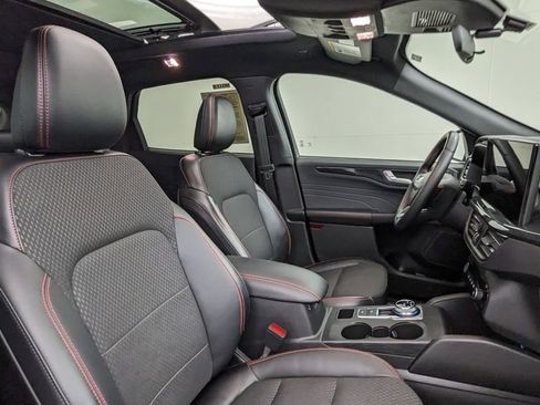 Certified 2023 Ford Escape ST-Line w/ Tech Pack #1 image 38