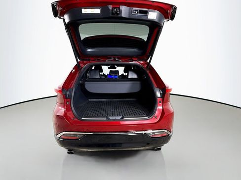 Certified 2024 Toyota Venza Nightshade image 26