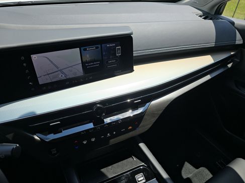 New 2025 Nissan Murano SL image 35