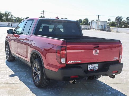 Used 2021 Honda Ridgeline Sport image 4