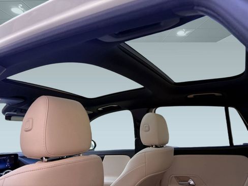 New 2025 Mercedes-Benz GLA 250 image 15