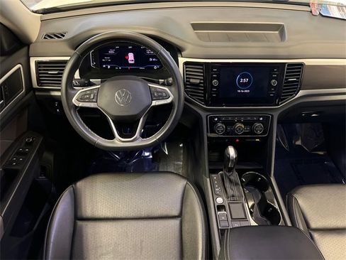 Certified 2023 Volkswagen Atlas SE image 19