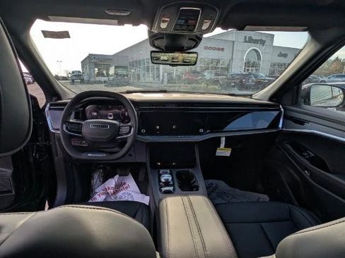 New 2025 Jeep Wagoneer S Limited w/ Comfort Package image 12