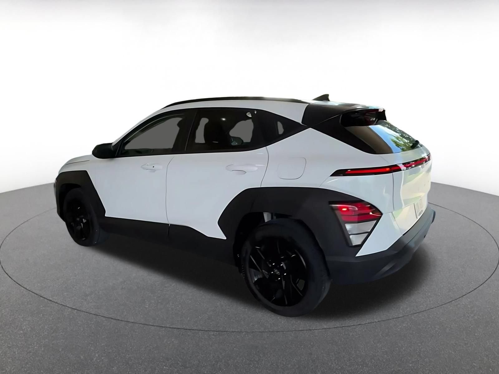 Used 2026 Hyundai Kona SEL Sport FWD image 8