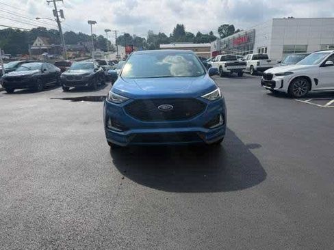 Used 2021 Ford Edge ST w/ Equipment Group 401A AWD/4WD image 3