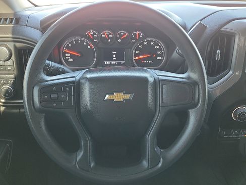 Used 2024 Chevrolet Silverado 1500 Custom image 19
