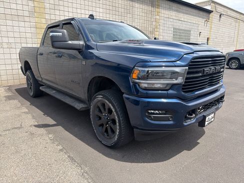 Used 2024 RAM 2500 Laramie w/ Night Edition AWD/4WD image 4