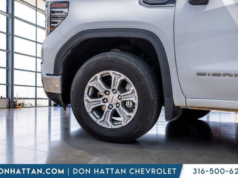 Used 2025 GMC Sierra 1500 SLT AWD/4WD image 33