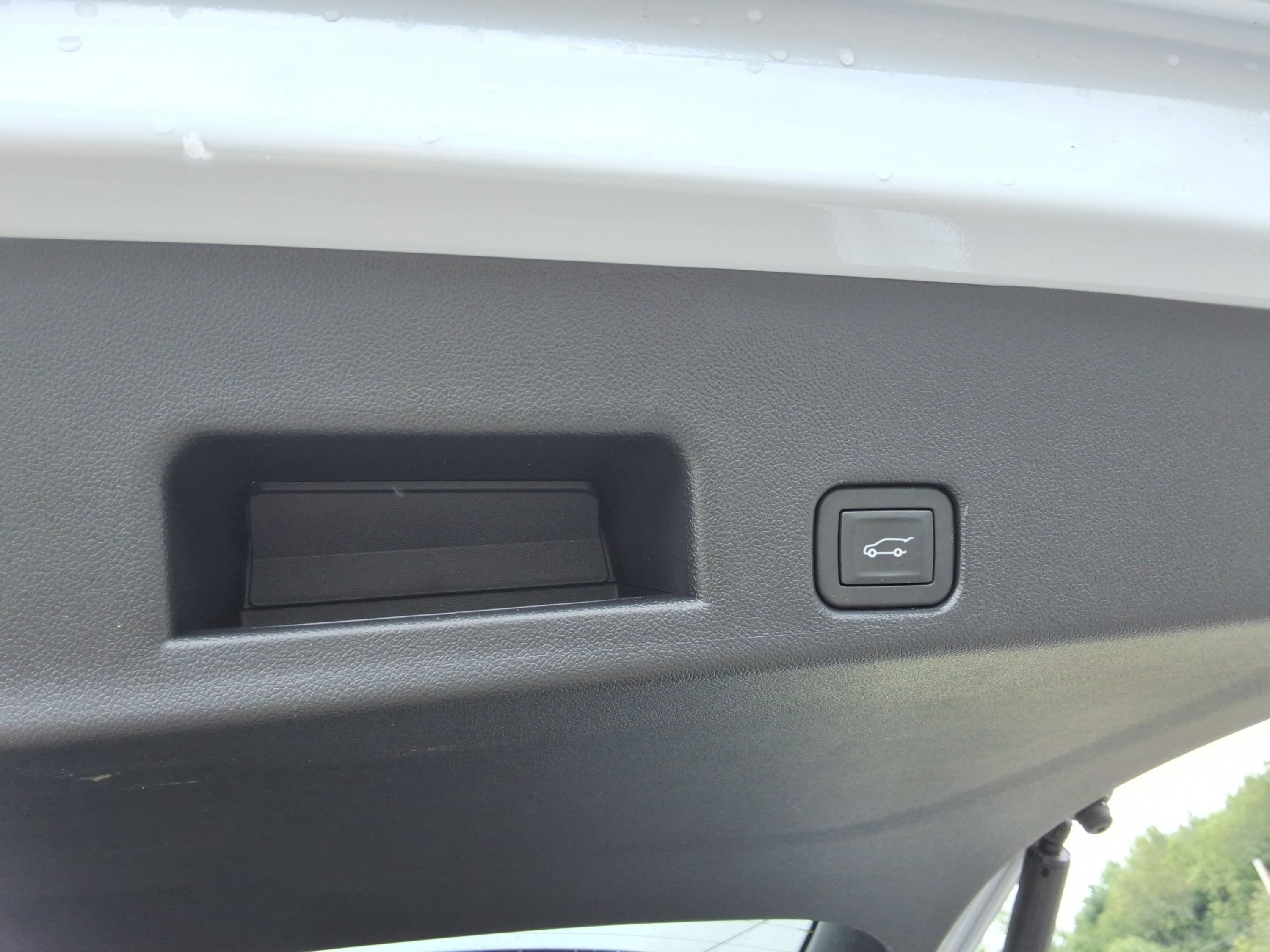 Used 2026 GMC Acadia Elevation FWD image 26