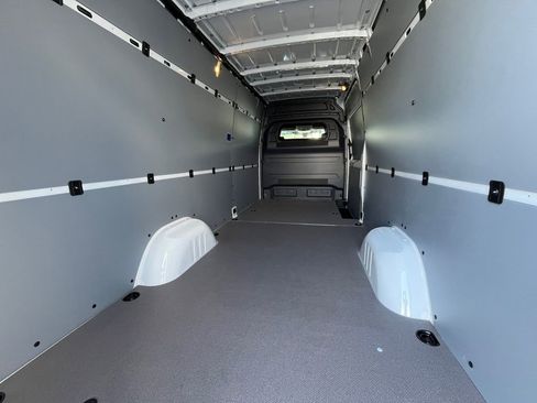 New 2025 Mercedes-Benz Sprinter 2500 image 9