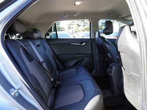 Used 2025 Kia Niro EX w/ EX Cold Weather Package image 40