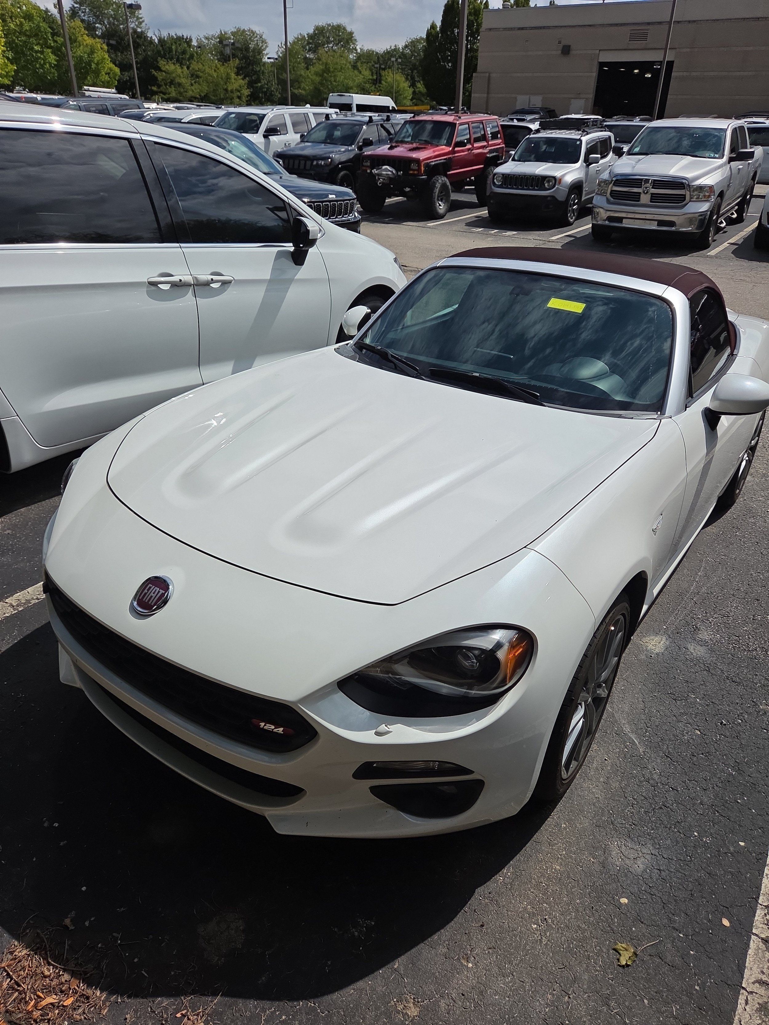 Used 2019 FIAT 124 Spider Lusso RWD image 1