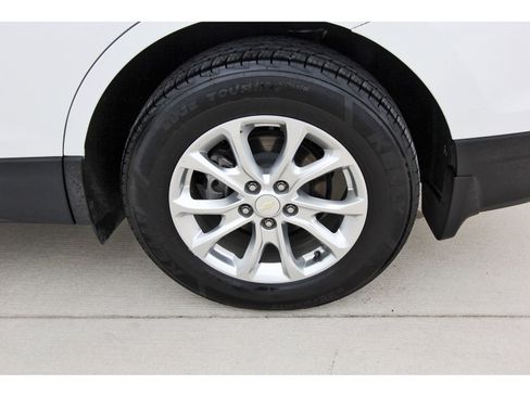Used 2021 Chevrolet Equinox LT FWD image 30