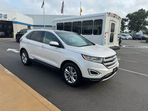 Used 2015 Ford Edge SEL w/ Equipment Group 201A FWD image 9