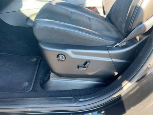 Used 2019 Jeep Grand Cherokee Altitude image 13