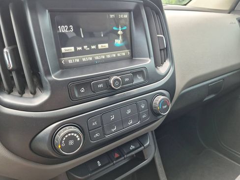 Used 2017 Chevrolet Colorado W/T w/ WT Convenience Package RWD image 17