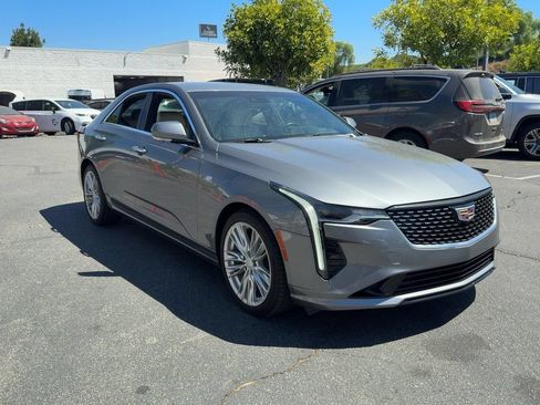 Used 2020 Cadillac CT4 Premium Luxury RWD image 3