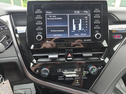 Certified 2024 Toyota Camry SE FWD image 21