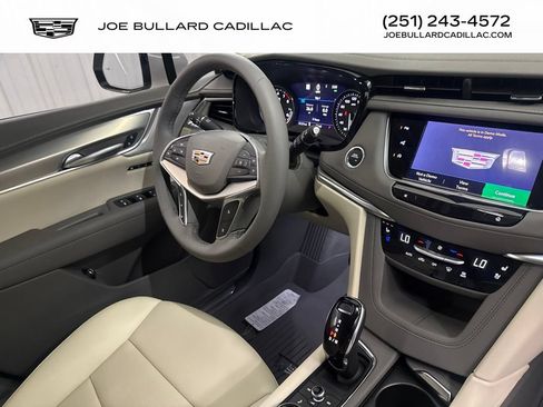 New 2026 Cadillac XT5 Premium Luxury w/ Driver Assist Package FWD image 20