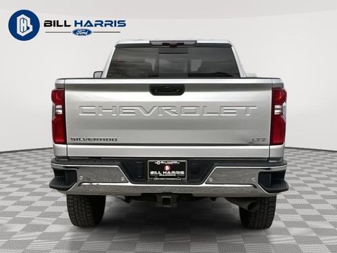 Used 2022 Chevrolet Silverado 2500 LTZ w/ LTZ Premium Package image 7