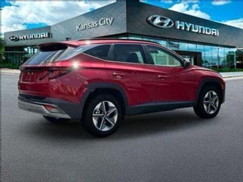 New 2025 Hyundai Tucson SEL image 12