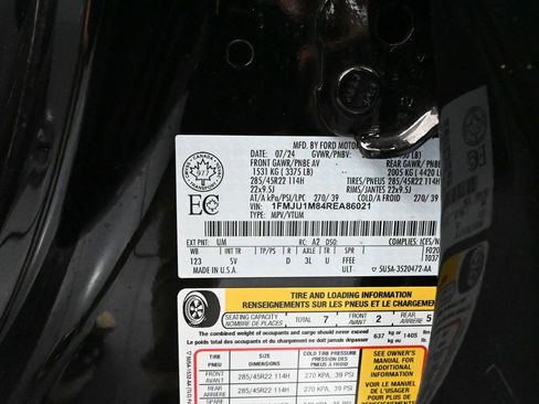 Used 2024 Ford Expedition Platinum image 59