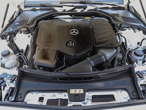Used 2023 Mercedes-Benz C 300 Sedan image 26