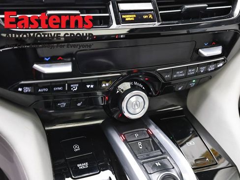 Used 2023 Acura MDX SH-AWD w/ Technology Package image 19