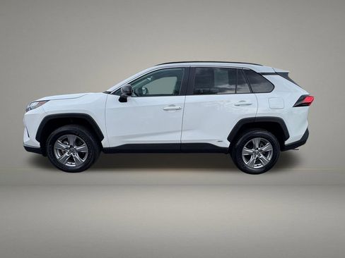 Used 2025 Toyota RAV4 LE image 2