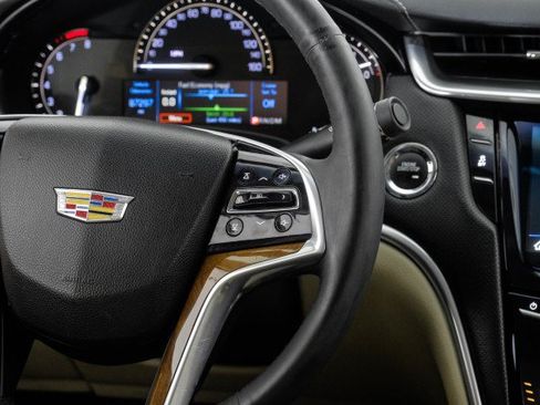 Used 2018 Cadillac XTS Luxury FWD image 18