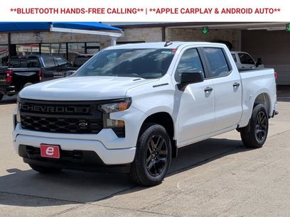 New 2026 Chevrolet Silverado 1500 Custom w/ LPO, Dark Essentials Package