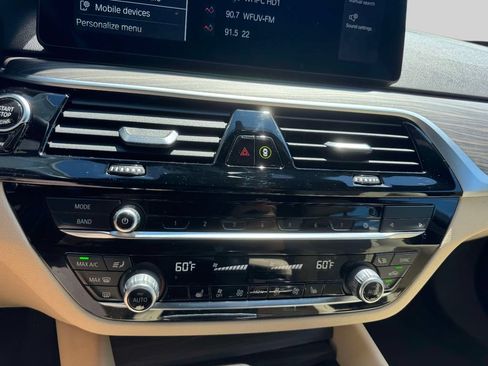 Used 2023 BMW 530i xDrive w/ Convenience Package AWD/4WD image 14