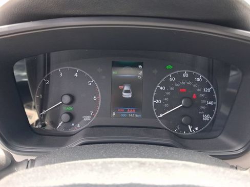 Used 2025 Toyota Corolla LE FWD image 15
